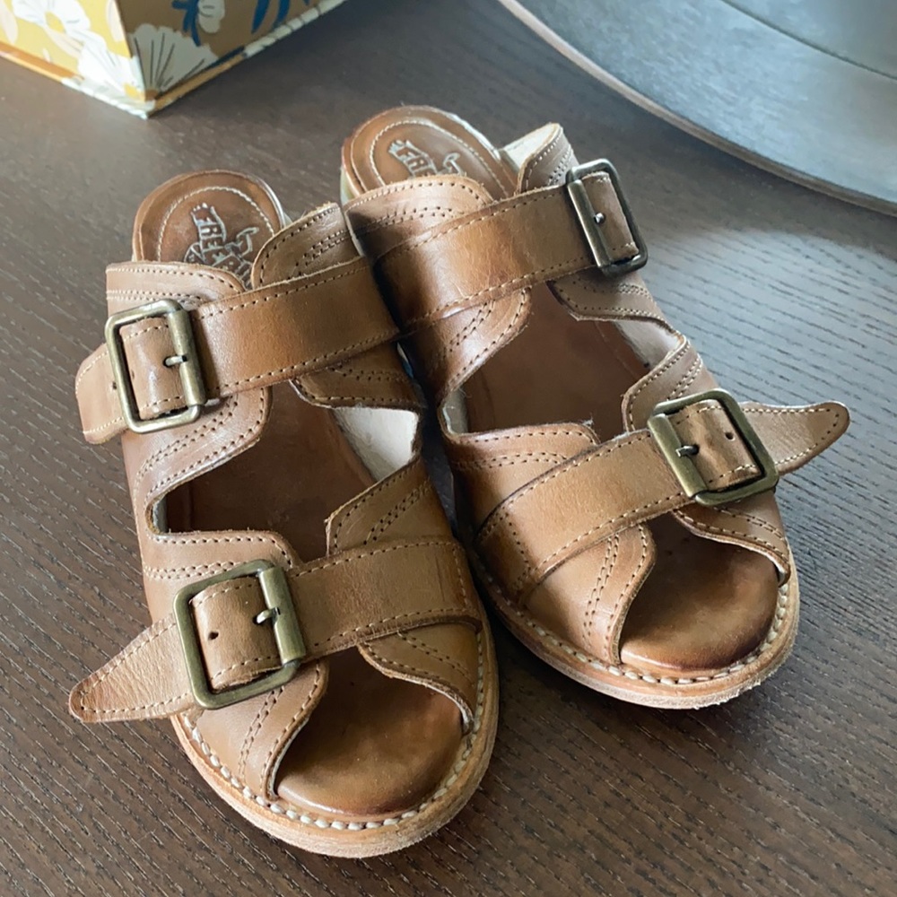 Freebirds Caprice Tan Size 6